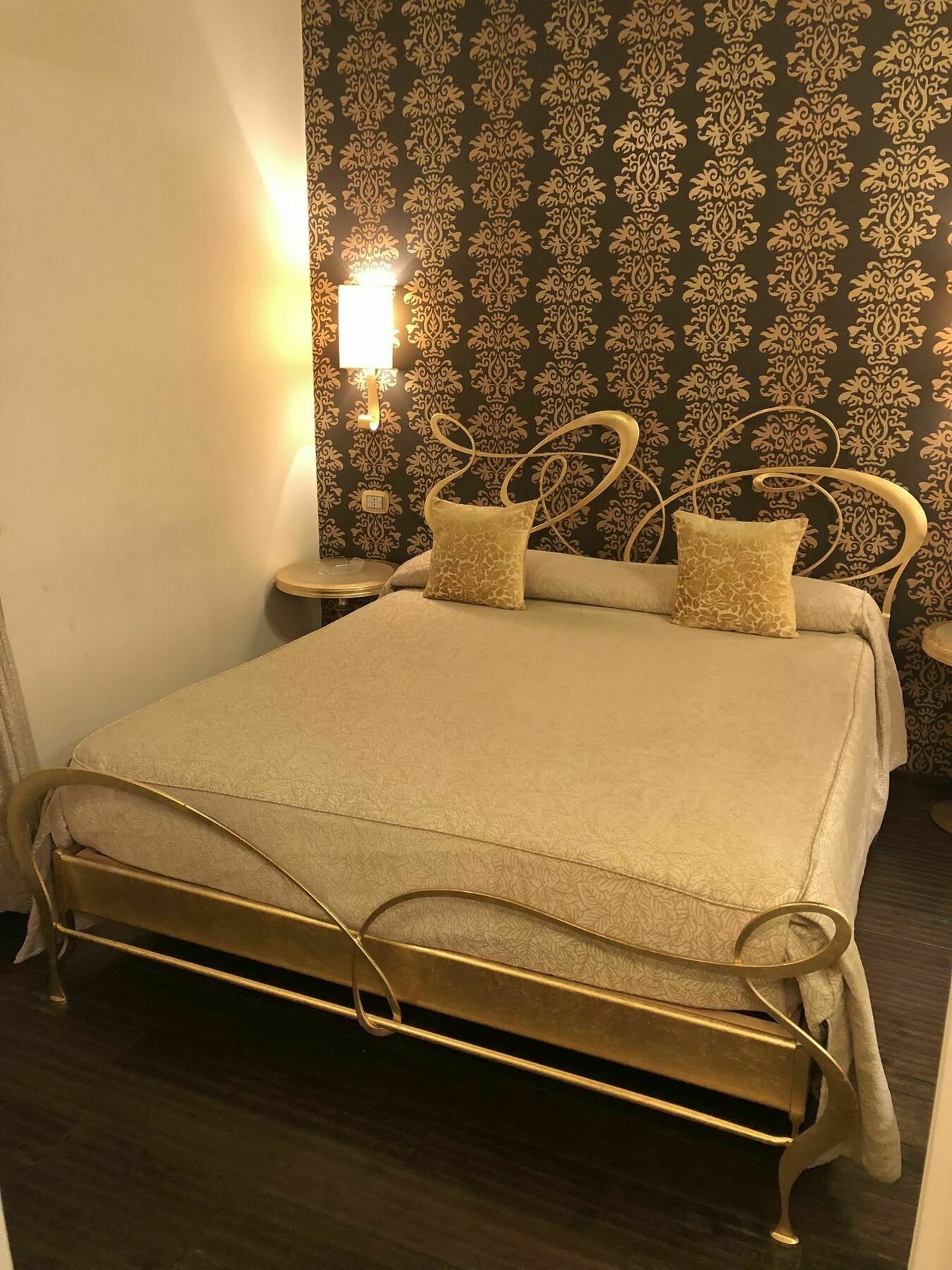 Locanda Del Sole-Roma Piazza Di Spagna Ripetta Екстериор снимка