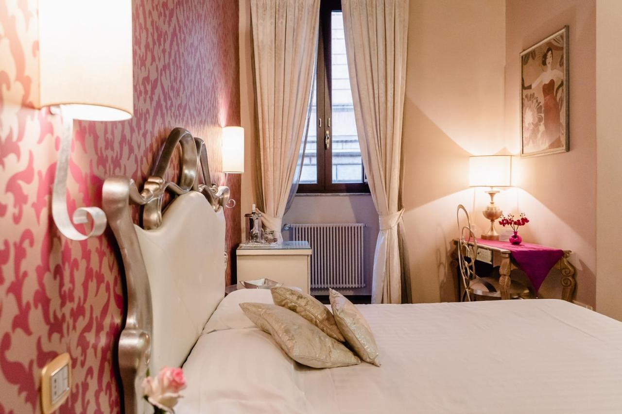Locanda Del Sole-Roma Piazza Di Spagna Ripetta Екстериор снимка